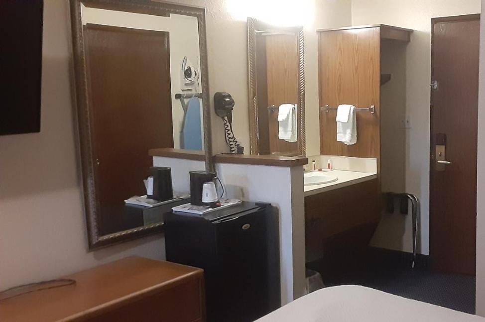 Days Inn By Wyndham Pocatello University Area Extérieur photo