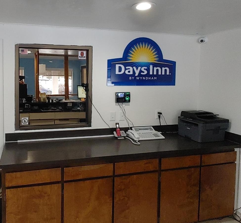 Days Inn By Wyndham Pocatello University Area Extérieur photo