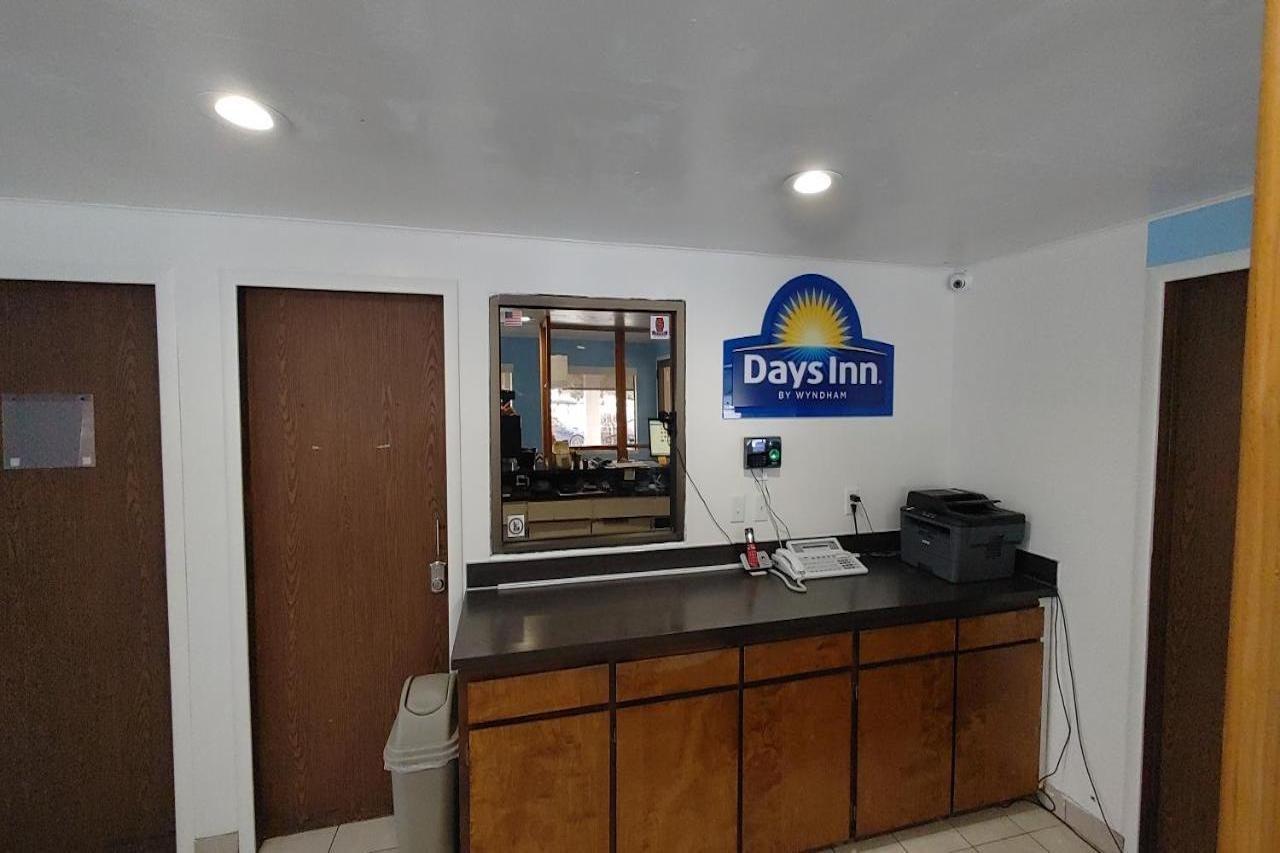 Days Inn By Wyndham Pocatello University Area Extérieur photo